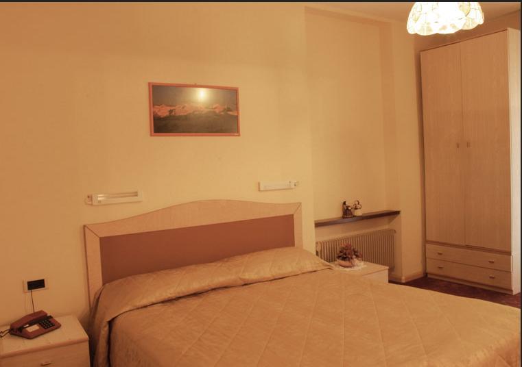 Hotel Venezia ロッカ・ピエートレ 部屋 写真